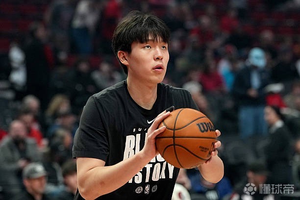 游刃有余！杨瀚森G联赛13投10中轻取21分9板6助2断3帽