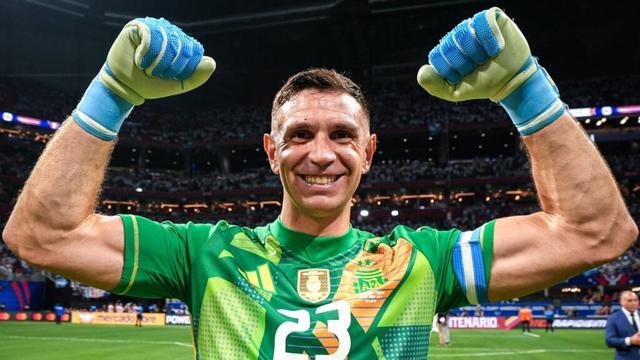 大马丁又摊上事了？因代言博彩公司，正接受英足总调查